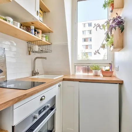 Apartment Charming 18e Paris